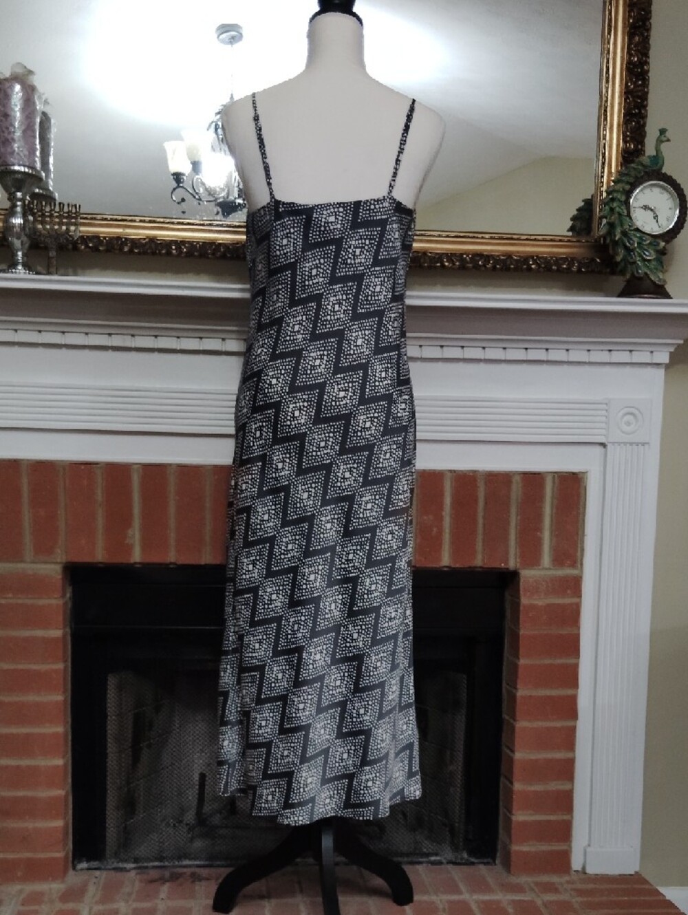 Banana Republic Black and White Geometric Maxi Slip Dress Sz Small - Picture 3 of 7